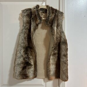 Elegant Faux Fur Vest in Rich Brown